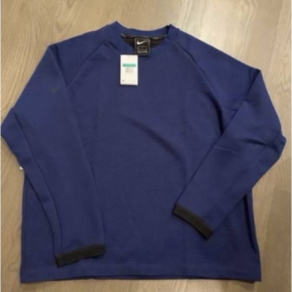 Nike Mens sportswear. Premium Tech Fleece Crew Sweatshirt. SIZE XL